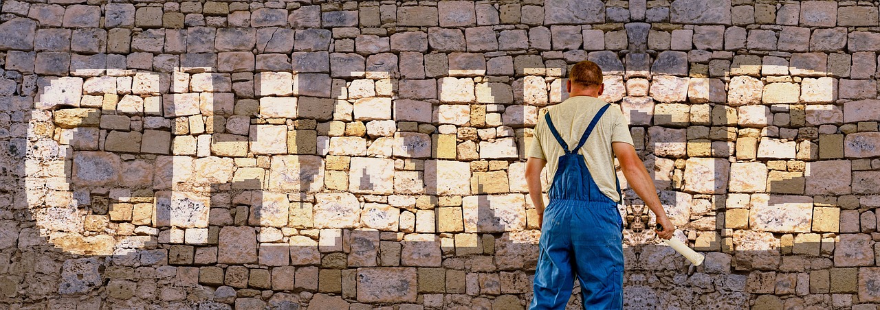Rénovation des murs et application de peinture velours soignée par Tadeko rénov